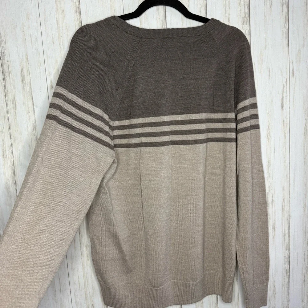Banana Republic NWT merino wool Taupe Striped Sweater